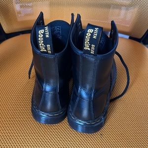 Doc Martens - Authentic